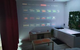 SPA Détente jacuzzi cinéma farniente